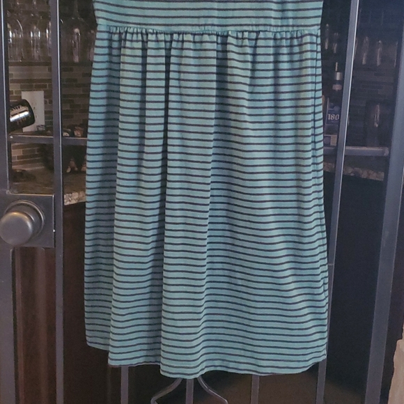 Old Navy Dress 💚 - Picture 8 of 11